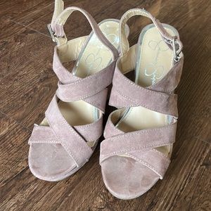 Jessica Simpson Mauve Wedges